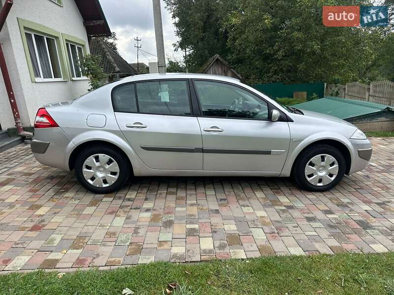 Седан Renault Megane 2007 в Бучаче