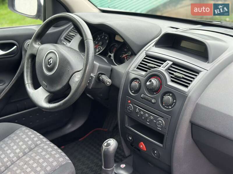 Седан Renault Megane 2007 в Бучаче
