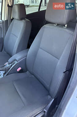 Хэтчбек Renault Megane 2014 в 