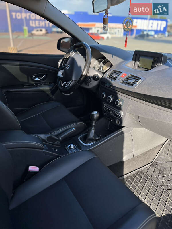 Хэтчбек Renault Megane 2011 в Тернополе