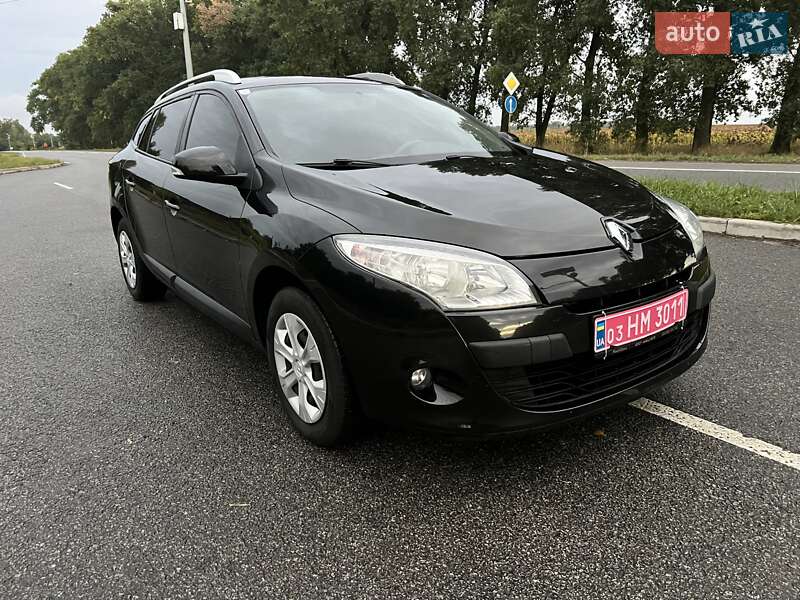 Универсал Renault Megane 2010 в Ромнах фото 28 Универсал Renault Megane 2010 в Ромнах