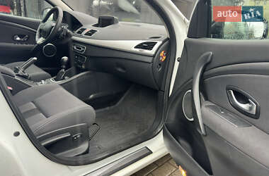 Универсал Renault Megane 2010 в 