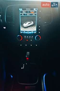 Седан Renault Megane 2019 в 