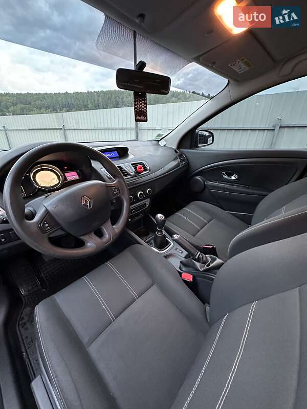 Хэтчбек Renault Megane 2015 в Бучаче фото 10 Хэтчбек Renault Megane 2015 в Бучаче