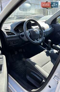 Хэтчбек Renault Megane 2014 в 