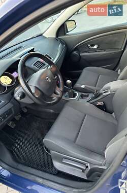 Универсал Renault Megane 2010 в 