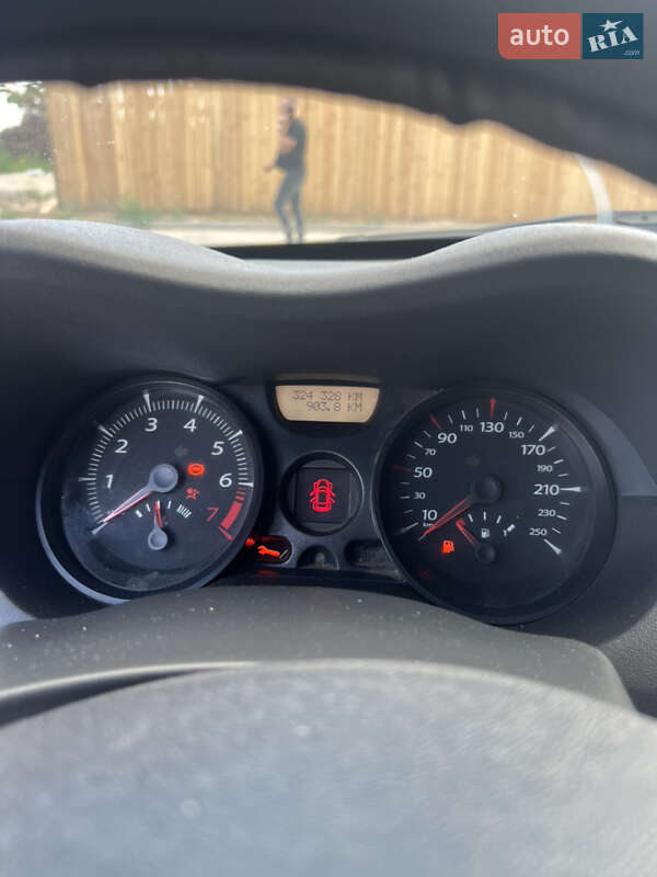 Седан Renault Megane 2006 в Києві фото 13 Седан Renault Megane 2006 в Києві