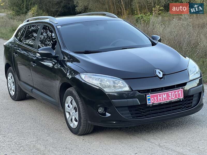 Универсал Renault Megane 2010 в Ромнах фото 17 Универсал Renault Megane 2010 в Ромнах