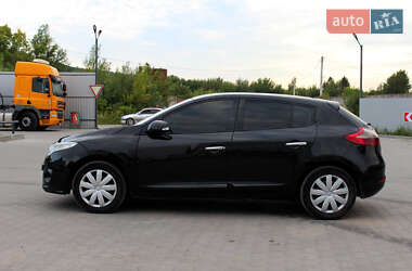 Хэтчбек Renault Megane 2009 в 