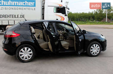 Хэтчбек Renault Megane 2009 в 