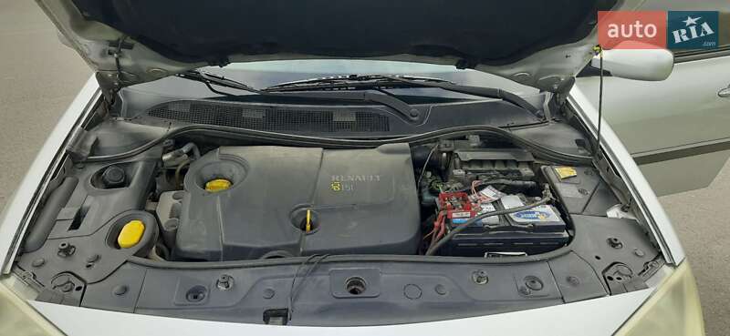 Хетчбек Renault Megane 2004 в Івано-Франківську фото 8 Хетчбек Renault Megane 2004 в Івано-Франківську