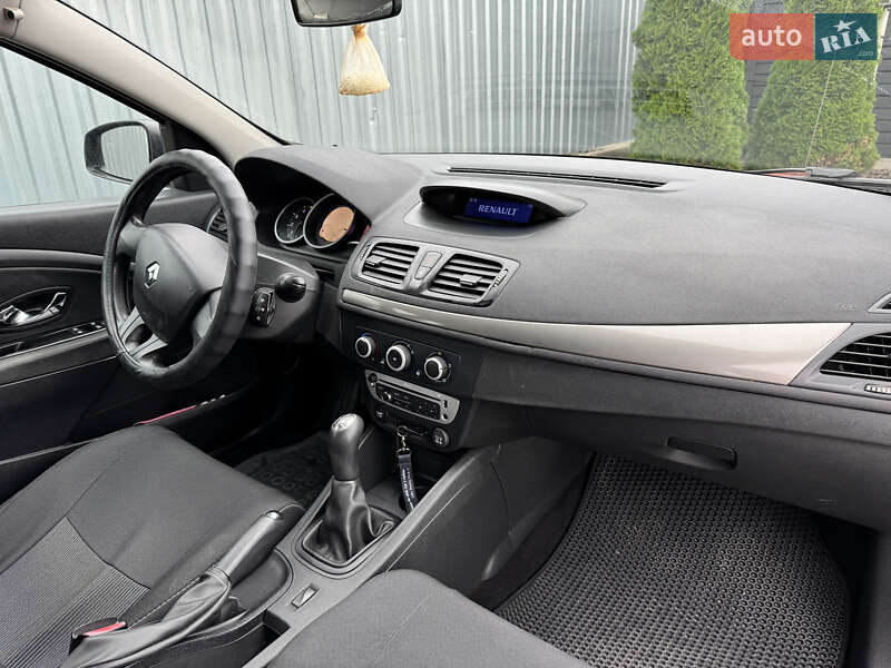 Универсал Renault Megane 2012 в Хмельницком фото 13 Универсал Renault Megane 2012 в Хмельницком