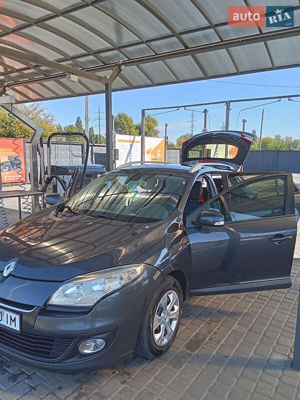 Універсал Renault Megane 2013 в Кременчуці фото 6 Універсал Renault Megane 2013 в Кременчуці