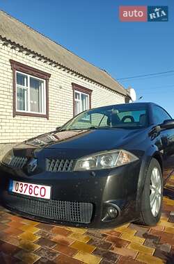Кабриолет Renault Megane 2008 в  фото 7 Кабриолет Renault Megane 2008 в