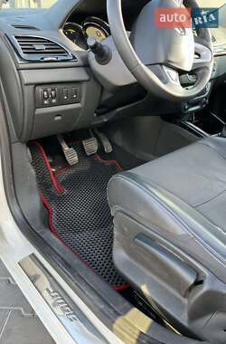 Универсал Renault Megane 2012 в 