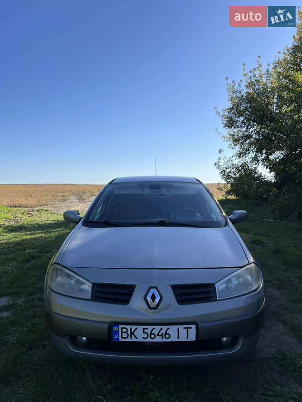 Седан Renault Megane 2004 в Ровно