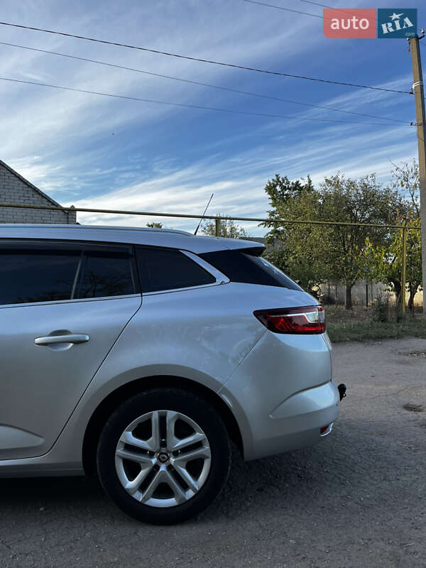 Универсал Renault Megane 2018 в Царичанке фото 10 Универсал Renault Megane 2018 в Царичанке