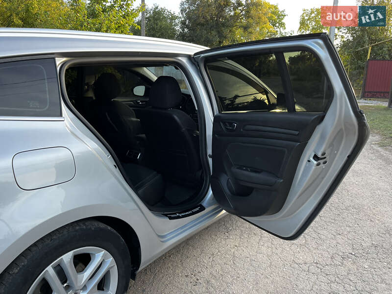 Универсал Renault Megane 2018 в Царичанке фото 21 Универсал Renault Megane 2018 в Царичанке