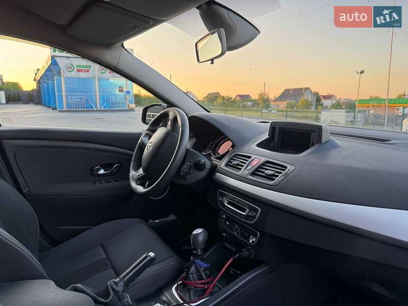 Універсал Renault Megane 2011 в Кам'янець-Подільському фото 9 Універсал Renault Megane 2011 в Кам'янець-Подільському