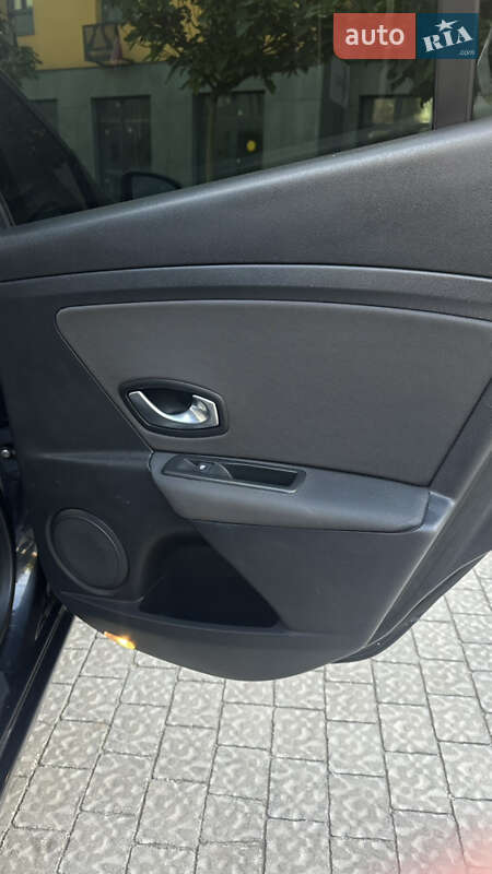 Хэтчбек Renault Megane 2008 в Запорожье