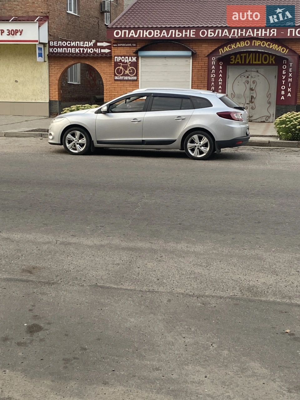 2010 Renault Megane - мініатюра 13