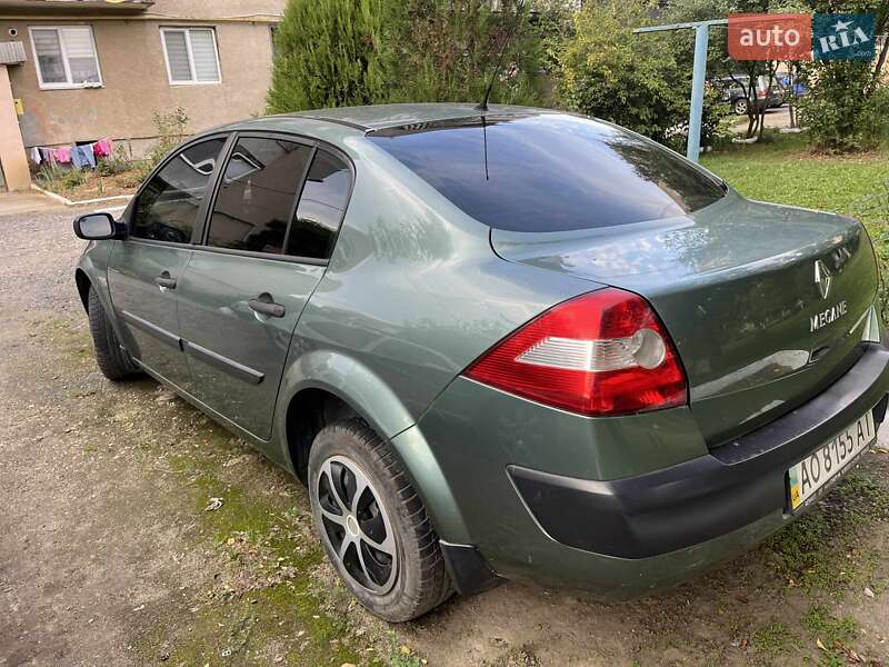 Седан Renault Megane 2004 в Береговому фото 6 Седан Renault Megane 2004 в Береговому