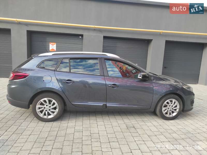 Универсал Renault Megane 2015 в Ивано-Франковске фото 11 Универсал Renault Megane 2015 в Ивано-Франковске