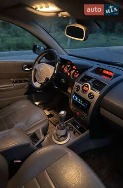 Универсал Renault Megane 2004 в 
