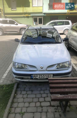 Седан Renault Megane 1998 в Ивано-Франковске