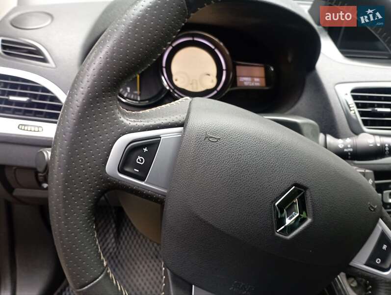 Универсал Renault Megane 2012 в Петрове фото 13 Универсал Renault Megane 2012 в Петрове