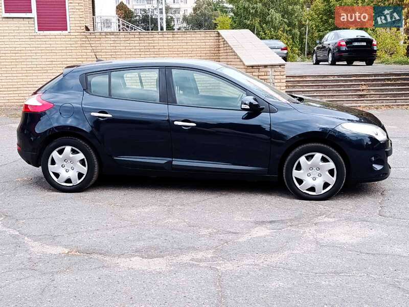 Хэтчбек Renault Megane 2010 в Полтаве