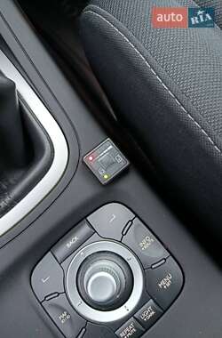 Хэтчбек Renault Megane 2010 в 