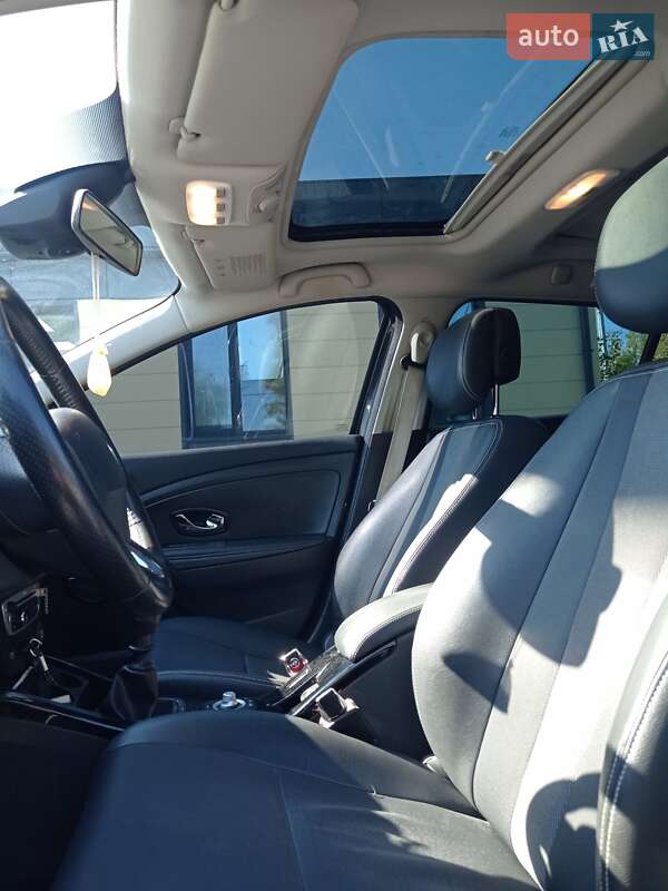 Універсал Renault Megane 2013 в Кам'янському