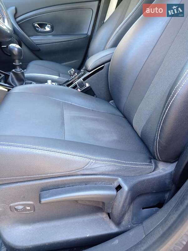 Універсал Renault Megane 2013 в Кам'янському