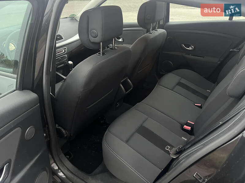 Хэтчбек Renault Megane 2009 в Сумах фото 17 Хэтчбек Renault Megane 2009 в Сумах