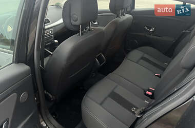 Хэтчбек Renault Megane 2009 в 