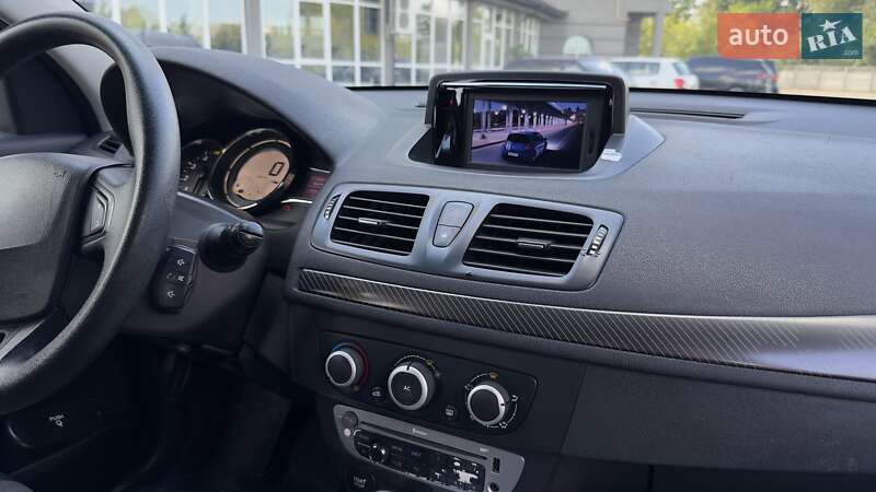 Універсал Renault Megane 2013 в Івано-Франківську фото 12 Універсал Renault Megane 2013 в Івано-Франківську