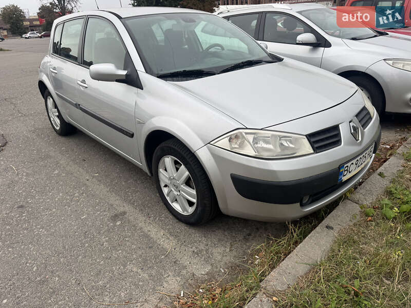 Хэтчбек Renault Megane 2005 в Киеве