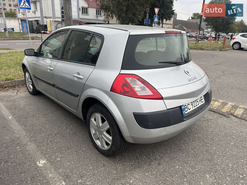 Хэтчбек Renault Megane 2005 в Киеве