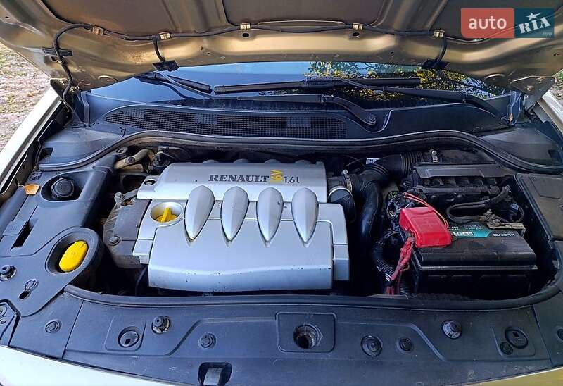Седан Renault Megane 2006 в 