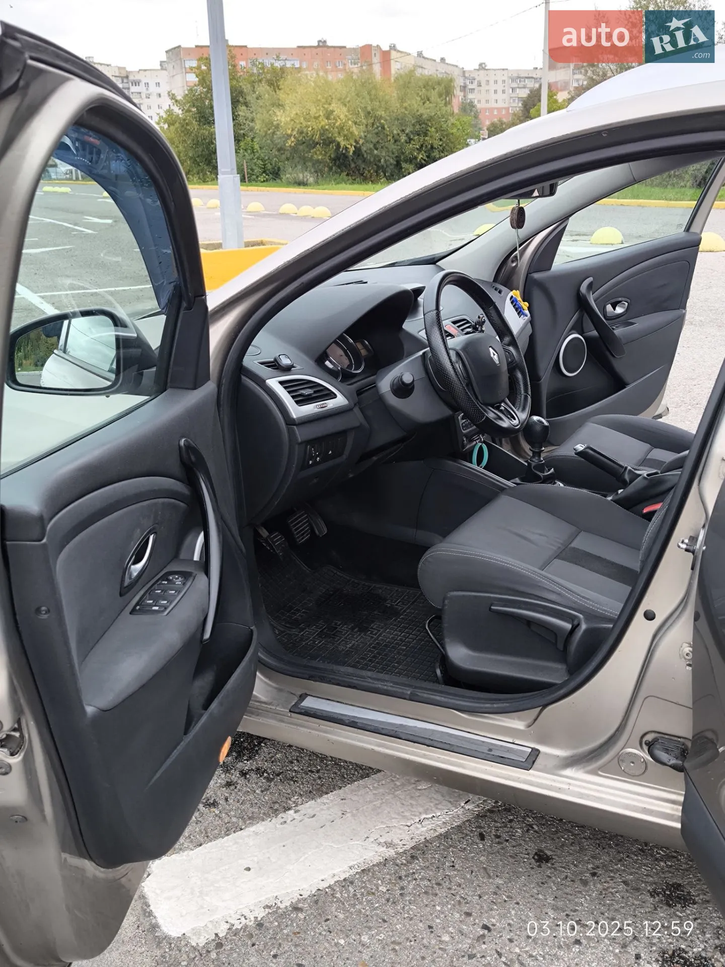 2011 Renault Megane - мініатюра 19