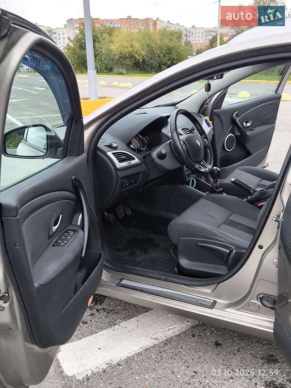 Универсал Renault Megane 2011 в Черновцах