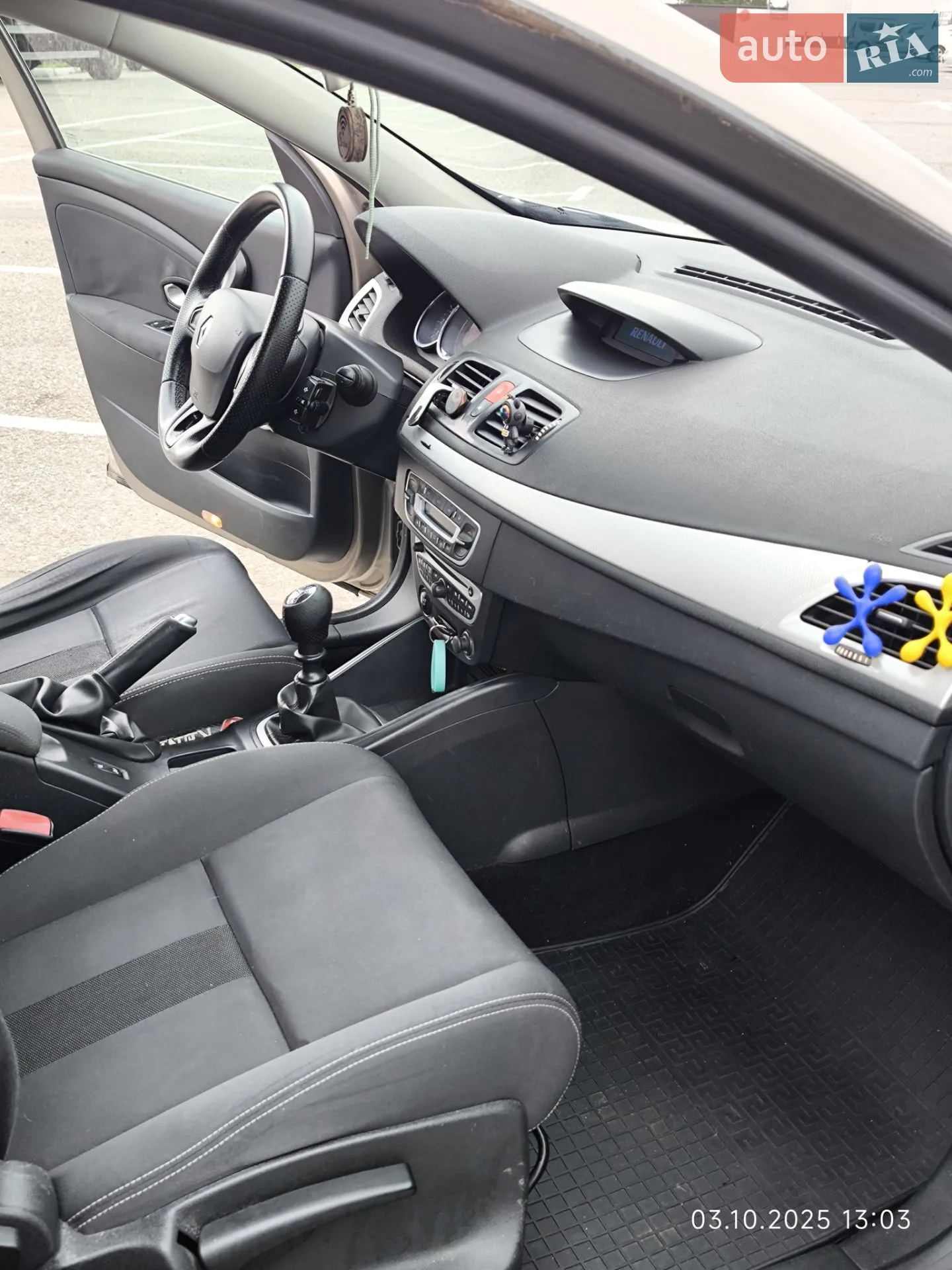 2011 Renault Megane - мініатюра 25