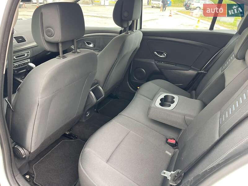 Универсал Renault Megane 2011 в Ужгороде фото 19 Универсал Renault Megane 2011 в Ужгороде