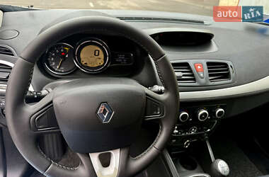 Хэтчбек Renault Megane 2009 в 