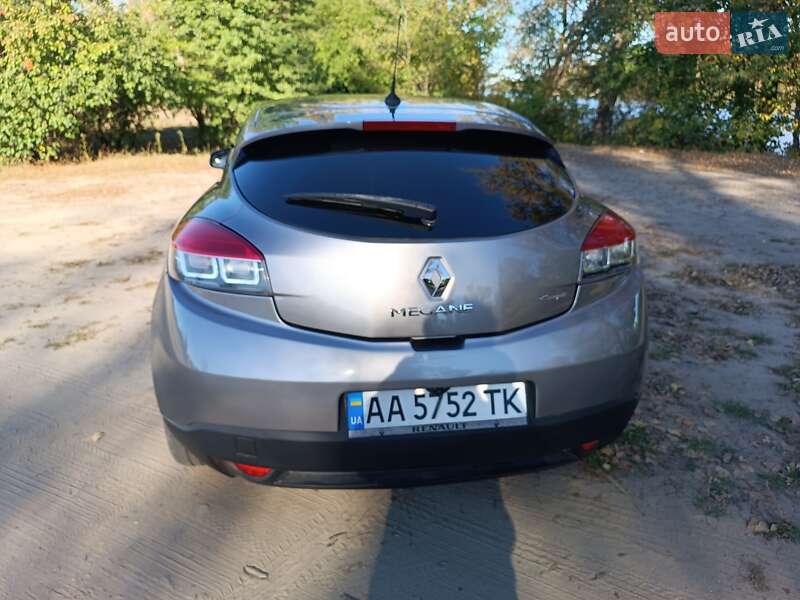 Купе Renault Megane 2012 в Киеве фото 7 Купе Renault Megane 2012 в Киеве