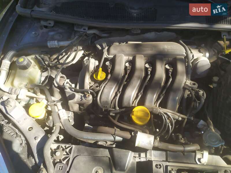 Купе Renault Megane 2012 в Киеве фото 24 Купе Renault Megane 2012 в Киеве