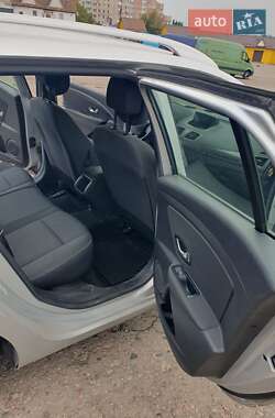 Универсал Renault Megane 2011 в 