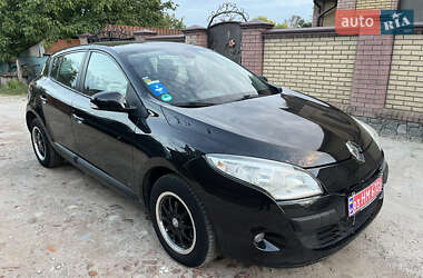 Хэтчбек Renault Megane 2010 в Ахтырке