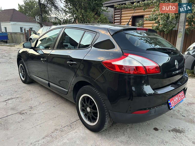 Хетчбек Renault Megane 2010 в Охтирці фото 13 Хетчбек Renault Megane 2010 в Охтирці